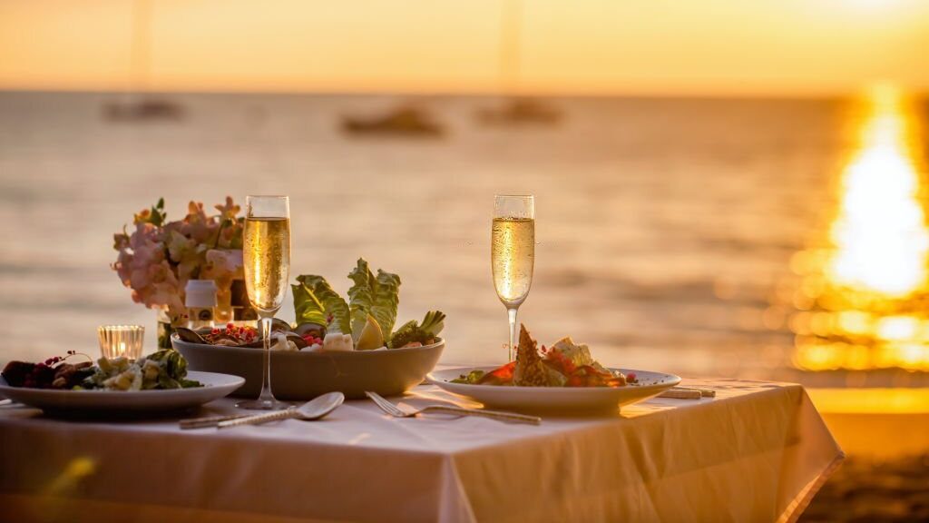 Best Restaurants in Laguna Beach - MUST Visit in 2023