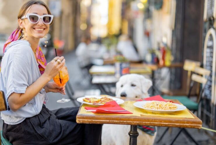 Dog-Friendly-Restaurants-Charleston-SC-featured-image